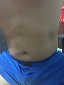 Snapshot of hoang15075 chatting on June 2026 11:05:01 PM hoang15075 online show from June 2026 11:05:01 PM