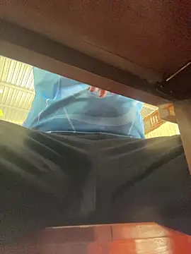 hoang15075 online show from April 2026 01:12:02 AM