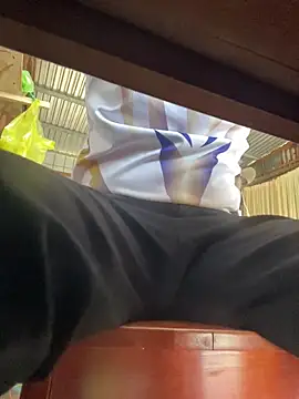 hoang15075 online show from April 2026 12:58:02 AM