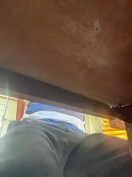 hoang15075 online show from April 2026 12:13:02 AM