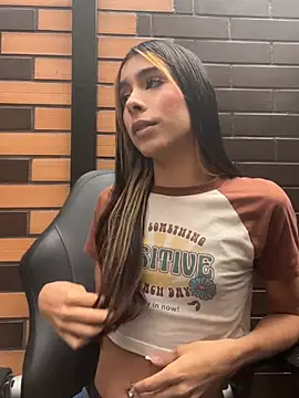 mxli divine  online show from April 2026 02:21:01 PM