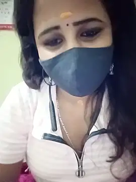 Snapshot of Tamil_Rani- chatting on May 2026 05:54:02 PM Tamil Rani- online show from May 2026 05:54:02 PM
