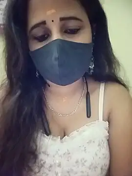 Snapshot of Tamil_Rani- chatting on May 2026 09:47:01 PM Tamil Rani- online show from May 2026 09:47:01 PM