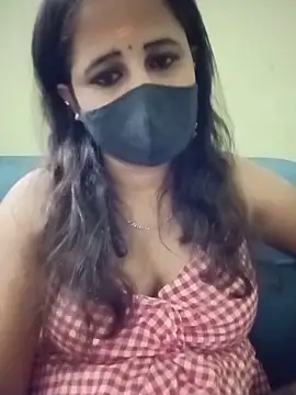 Snapshot of Tamil_Rani- chatting on May 2026 06:58:02 PM Tamil Rani- online show from May 2026 06:58:02 PM