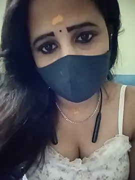 Snapshot of Tamil_Rani- chatting on June 2026 08:31:01 PM Tamil Rani- online show from June 2026 08:31:01 PM