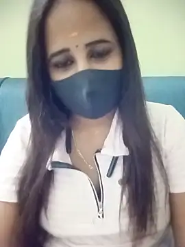 Snapshot of Tamil_Rani- chatting on June 2026 06:47:01 PM Tamil Rani- online show from June 2026 06:47:01 PM