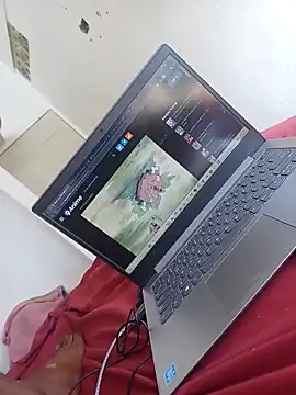 tallneck online show from April 2026 06:04:02 PM