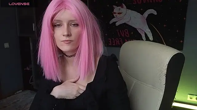 Tender Swan online show from March 2026 01:15:02 PM