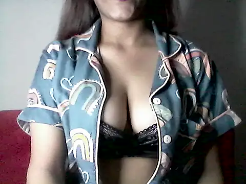 Snapshot of boldxx_G chatting on March 2026 11:30:02 AM boldxx G online show from March 2026 11:30:02 AM