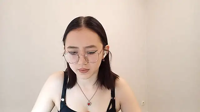 SolvedGlobe online show from March 2026 01:05:01 PM