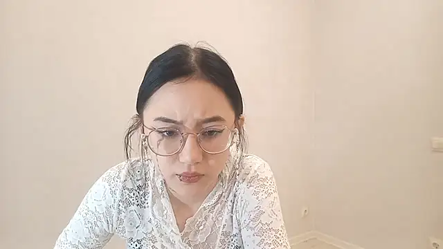 SolvedGlobe online show from April 2026 01:16:02 PM