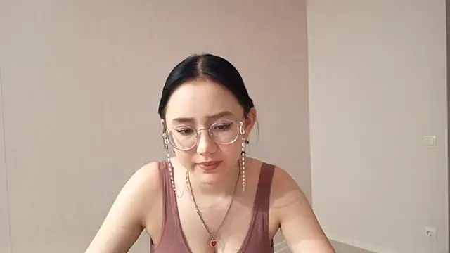 SolvedGlobe online show from April 2026 02:01:01 PM