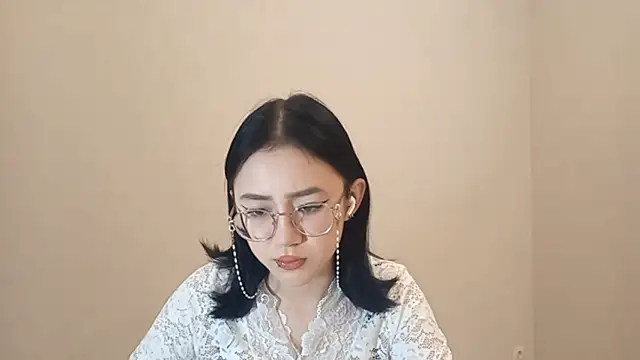 SolvedGlobe online show from April 2026 02:13:02 PM