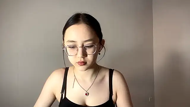 SolvedGlobe online show from March 2026 01:04:02 PM