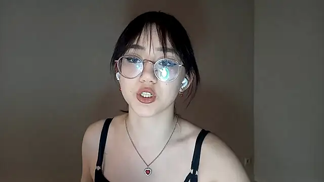 SolvedGlobe online show from March 2026 01:04:02 PM