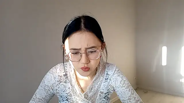 SolvedGlobe online show from April 2026 02:12:02 PM