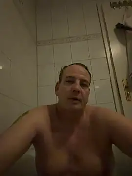 MagicpassionLord online show from March 2026 10:48:01 PM