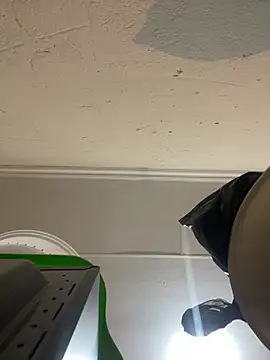 Snapshot of friendlybitch22 chatting on May 2026 03:00:01 PM friendlybitch22 online show from May 2026 03:00:01 PM