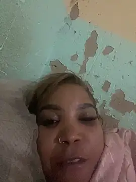 friendlybitch22 online show from April 2026 02:41:01 AM