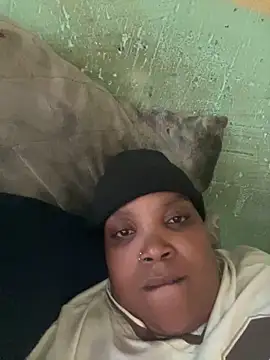 friendlybitch22 online show from April 2026 03:35:02 PM