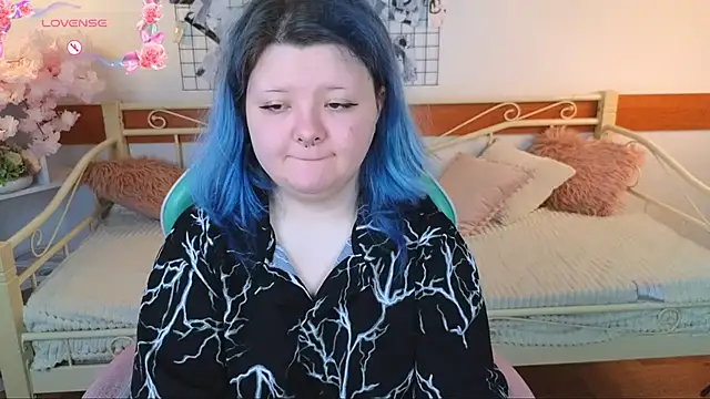 Lunaar  online show from April 2026 07:05:02 AM