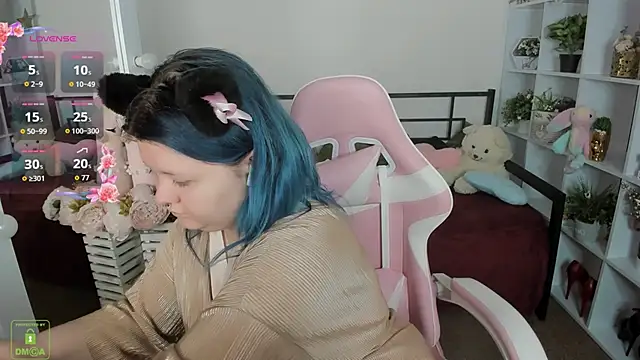 Lunaar  online show from April 2026 06:32:02 AM