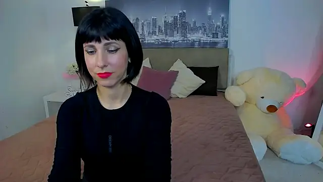 HeidieRaven online show from April 2026 01:24:02 PM