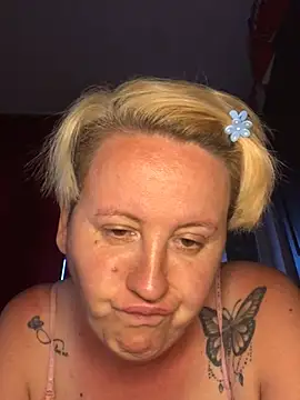 Snapshot of SofiaAmour chatting on June 2026 06:35:02 PM SofiaAmour online show from June 2026 06:35:02 PM