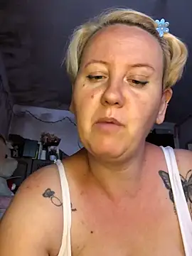 Snapshot of SofiaAmour chatting on June 2026 02:29:02 PM SofiaAmour online show from June 2026 02:29:02 PM