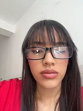 Mia-villalobos online show from July 2026 02:18:02 PM