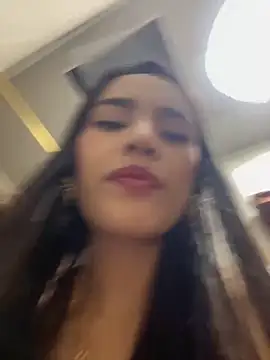 Mia-villalobos online show from May 2026 05:11:01 AM