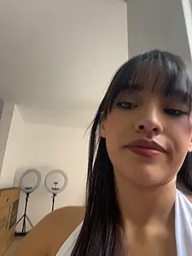 Mia-villalobos online show from July 2026 02:38:02 PM