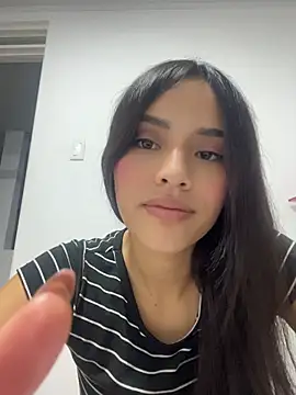 Mia-villalobos online show from June 2026 11:26:02 PM