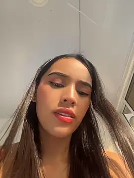 Mia-villalobos online show from May 2026 09:40:02 PM