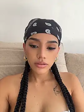 Mia-villalobos online show from July 2026 02:24:01 PM