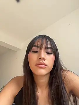 Mia-villalobos online show from July 2026 01:44:01 PM