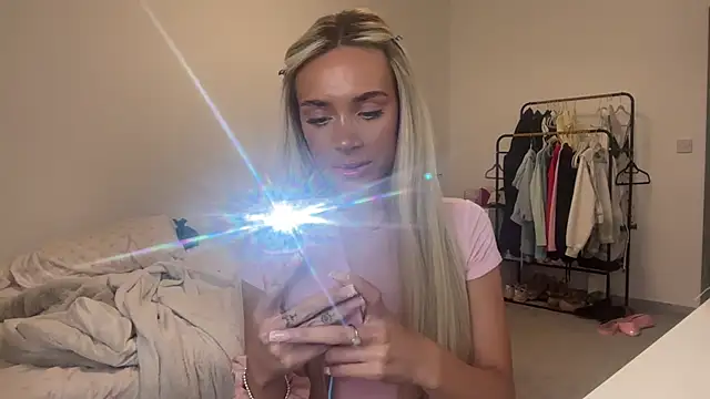 Naughtyblondex online show from July 2026 08:53:01 PM