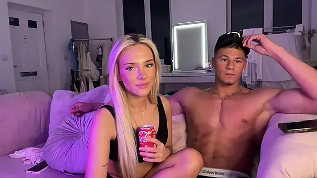 Naughtyblondex online show from April 2026 01:09:02 AM