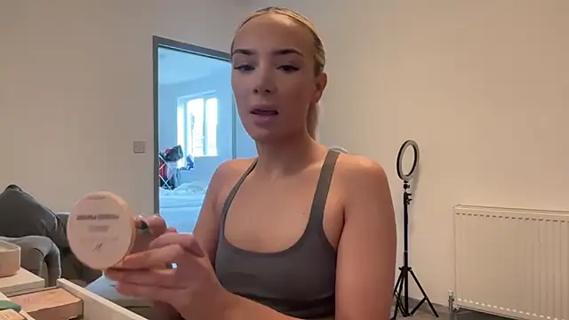 Naughtyblondex online show from April 2026 01:50:02 PM