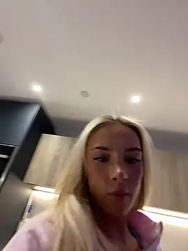 Naughtyblondex online show from April 2026 11:50:01 PM