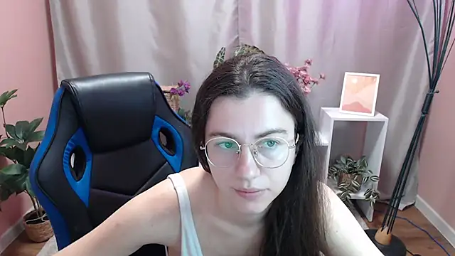 MistyBree online show from May 2026 08:12:01 AM