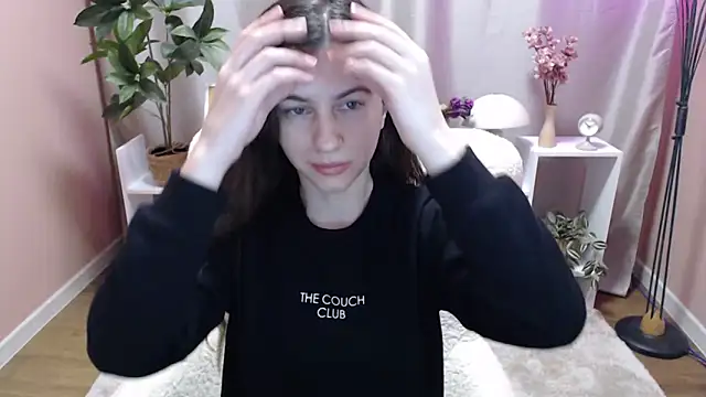 MistyBree online show from April 2026 08:16:01 AM