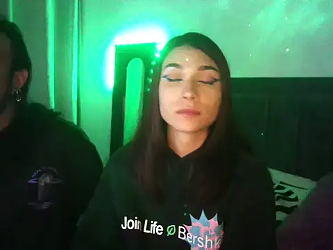 JadeYJacob online show from March 2026 05:19:02 AM