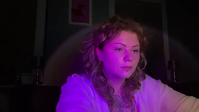 YoungAlina online show from February 2026 06:51:02 PM