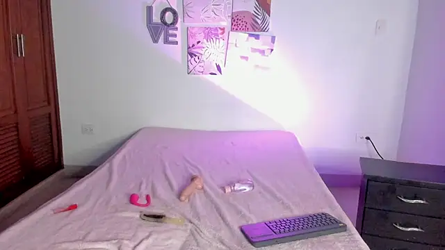 Aylah beckman online show from April 2026 11:39:01 AM