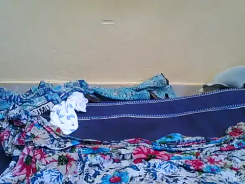 Sweet aura01 online show from April 2026 09:01:01 AM