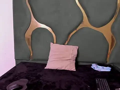 khalyasm online show from March 2026 12:50:02 PM