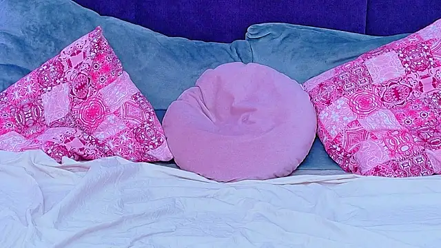 RaysaDrake online show from April 2026 06:19:01 AM