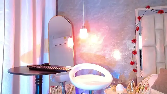 Bella-Sanders online show from March 2026 11:11:02 AM