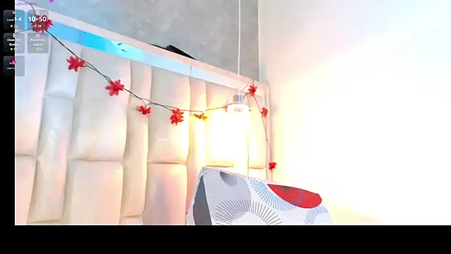 Bella-Sanders online show from June 2026 11:27:01 AM